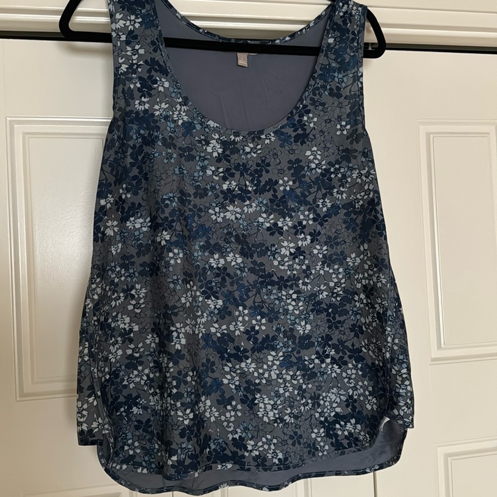 Banana Republic Sleeveless Floral Blouse